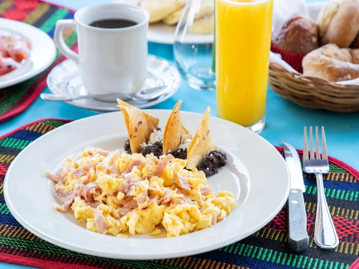 Hotel Punta Esmeralda 신데 델 카르멘 3*,  멕시코