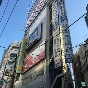 Капсульный отель Capsule Shimbashi