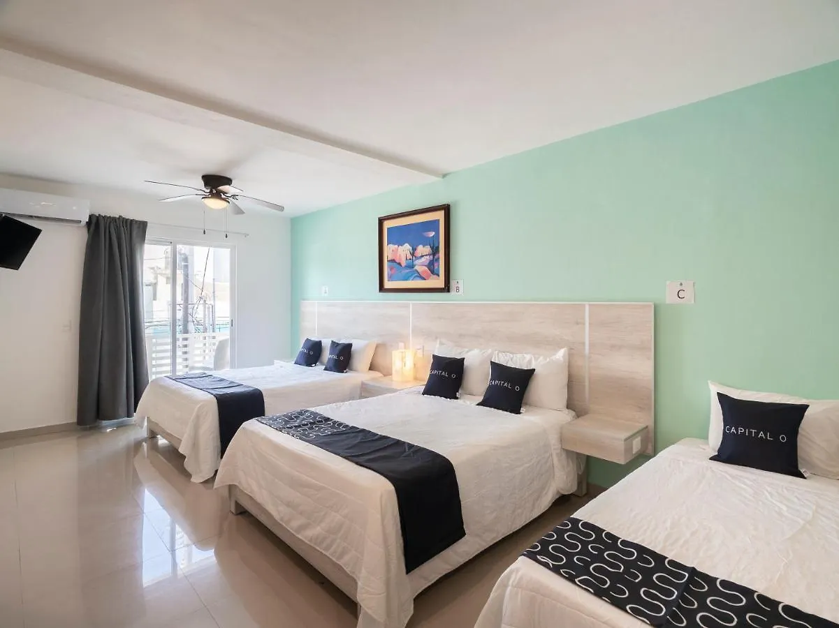 Hotel Punta Esmeralda Плая-дель-Кармен 3*,