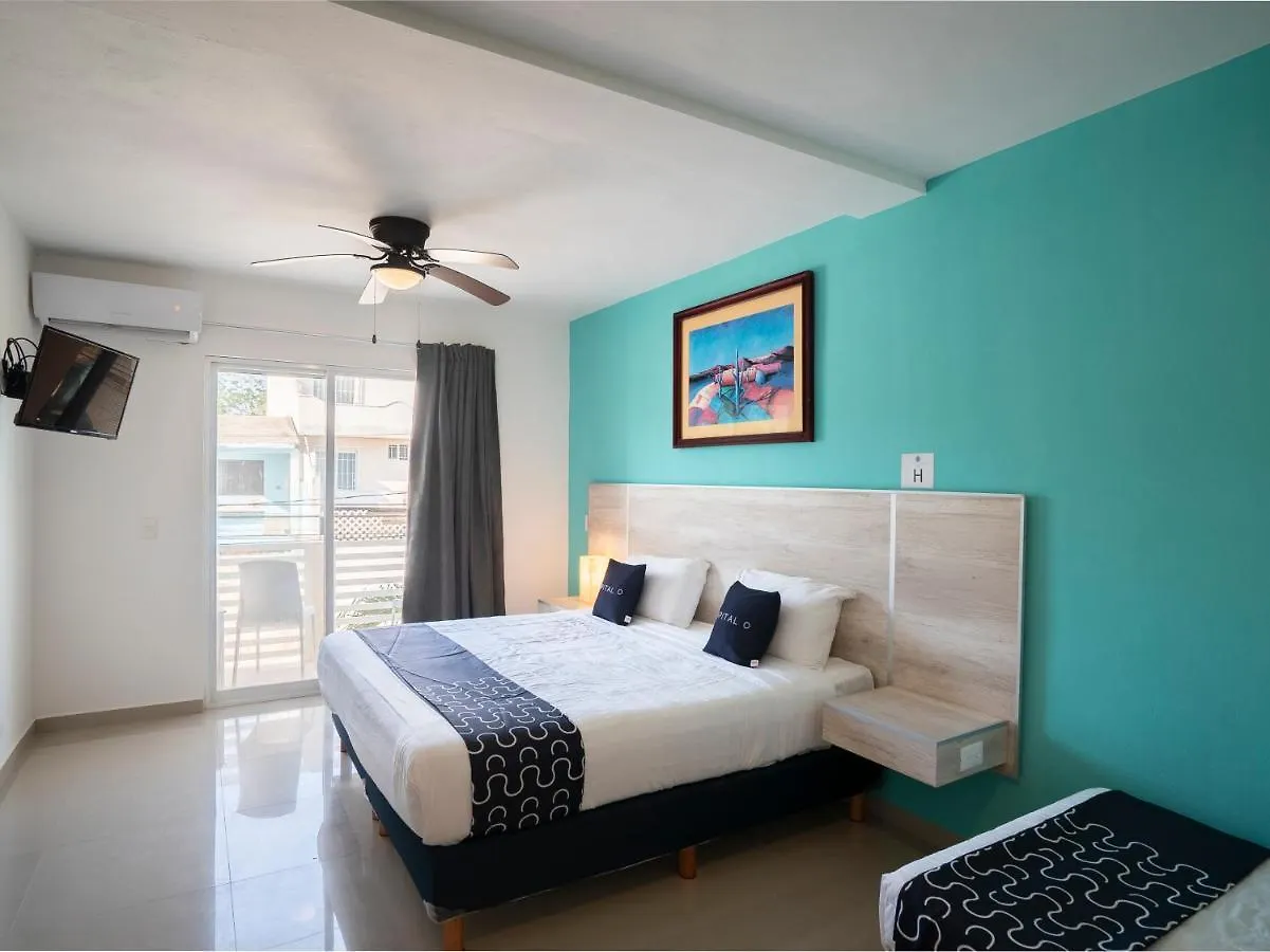 Hotel Punta Esmeralda Плая-дель-Кармен 3*,
